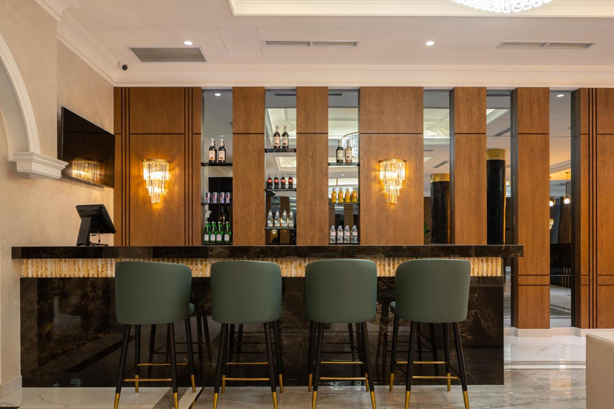 Frankfort Expo Hotel Tasken Kültér fotó