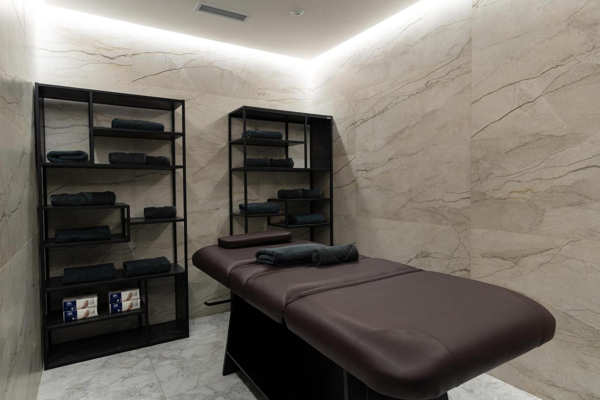 Frankfort Expo Hotel Tasken Kültér fotó