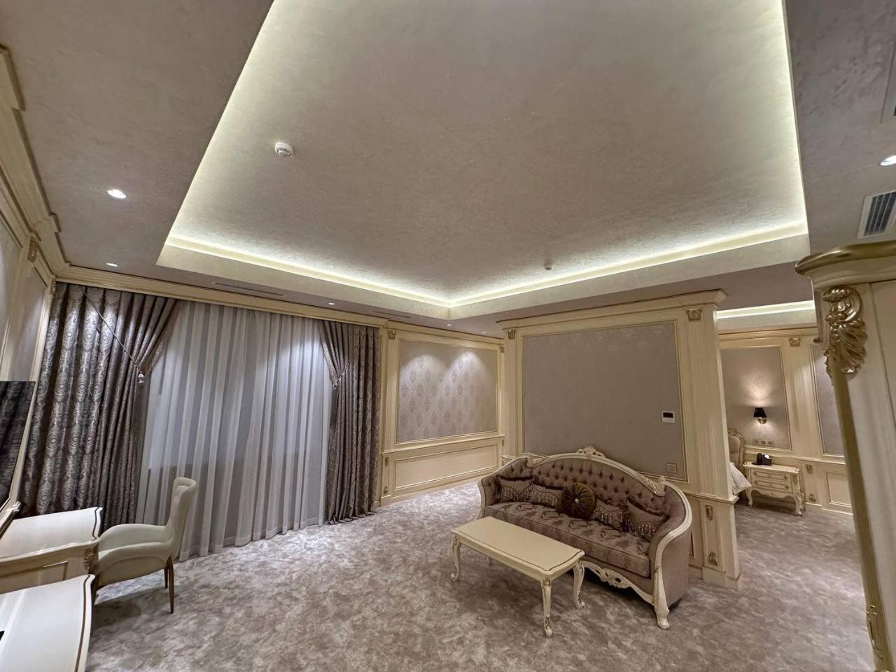 Frankfort Expo Hotel Tasken Kültér fotó